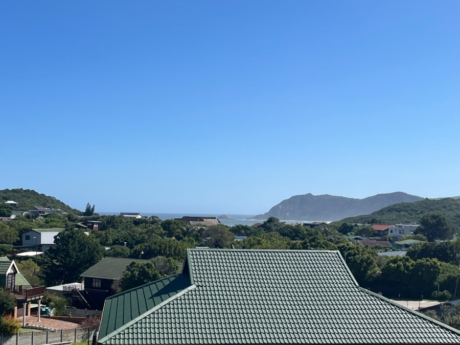 4 Bedroom Property for Sale in Zeegezicht Western Cape